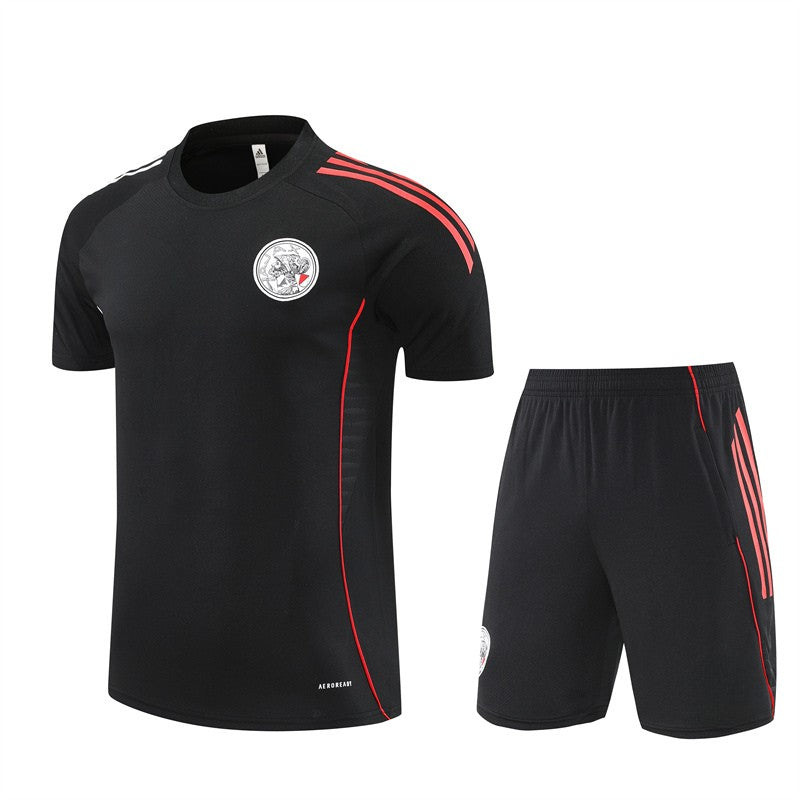 Ajax Black/Red Trainingsset The NB-Store